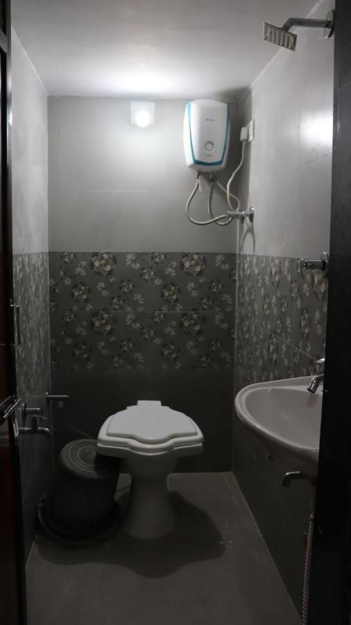 Aradhya Prime Home Stay Garudeshwar Extérieur photo