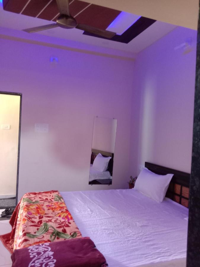 Aradhya Prime Home Stay Garudeshwar Extérieur photo