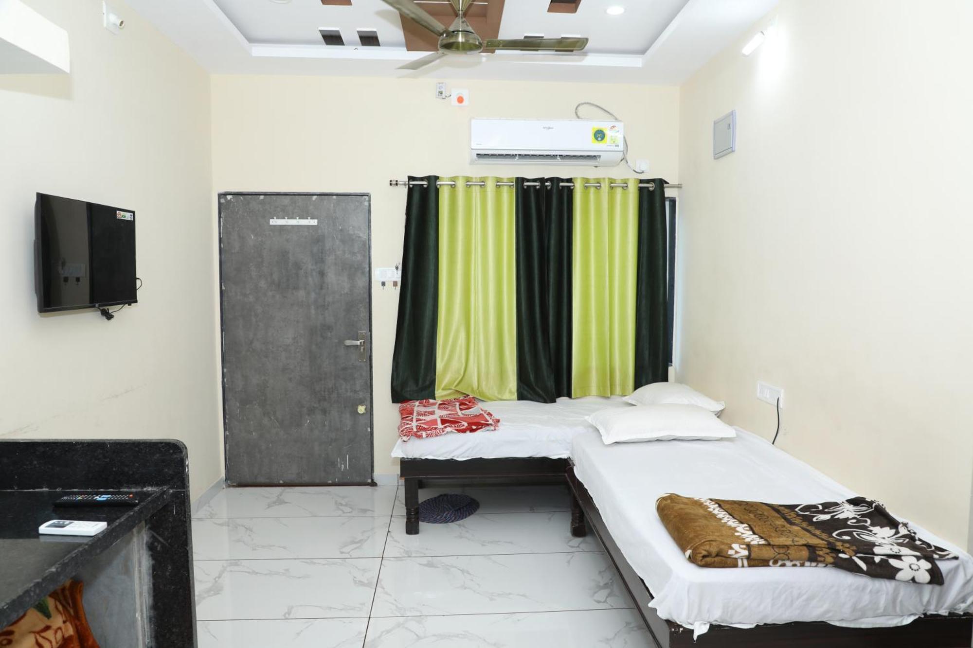 Aradhya Prime Home Stay Garudeshwar Extérieur photo