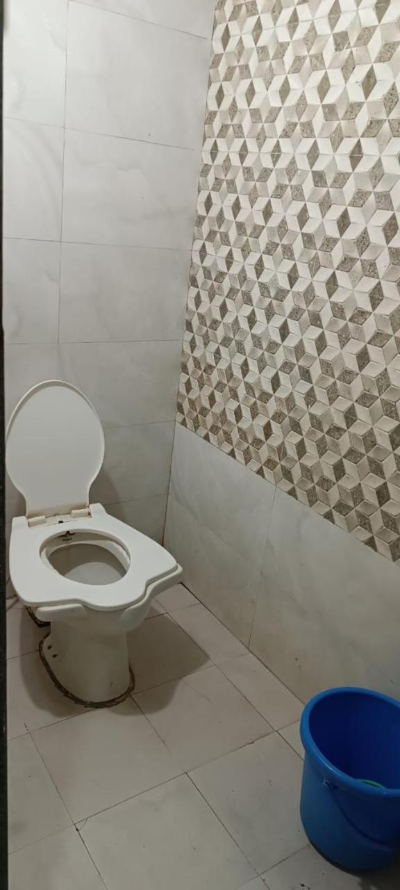 Aradhya Prime Home Stay Garudeshwar Extérieur photo