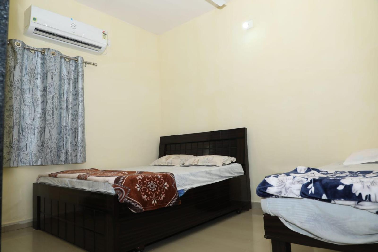 Aradhya Prime Home Stay Garudeshwar Extérieur photo